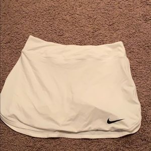 Women’s Nike golf skirt